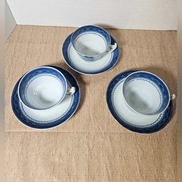 Vintage Vista Alegre Mottahedeh Blue 1824 Canton Cup And Saucer set Of 3 - Picture 3 of 13